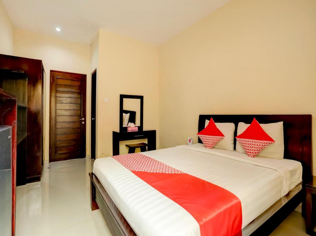 โอโย 3190 ปอนด็อก ปูตรา เบอร์ซอดารา Hotel ซานูร์ ภายนอก รูปภาพ
