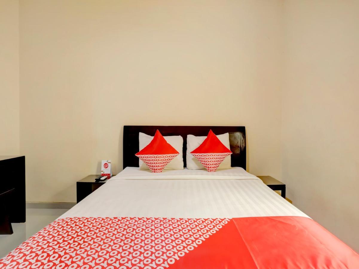 โอโย 3190 ปอนด็อก ปูตรา เบอร์ซอดารา Hotel ซานูร์ ภายนอก รูปภาพ